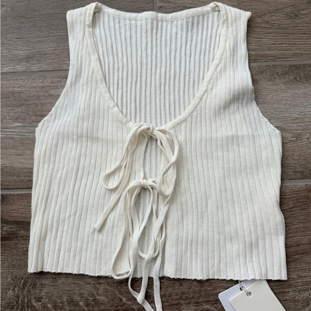 Ivory White Ribbed Tie-Front Tank Top - Picture 2 of 3